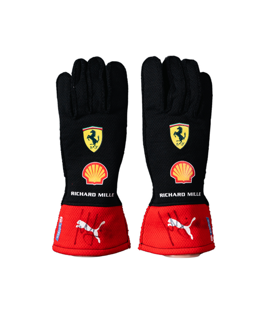 F1 Carlos Sainz 2023 race gloves